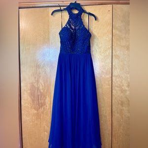 Navy blue formal dress size 5 in girls. Blondie nites by Stacy Sklar